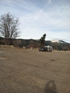 All alone with beauty and a valley down below!